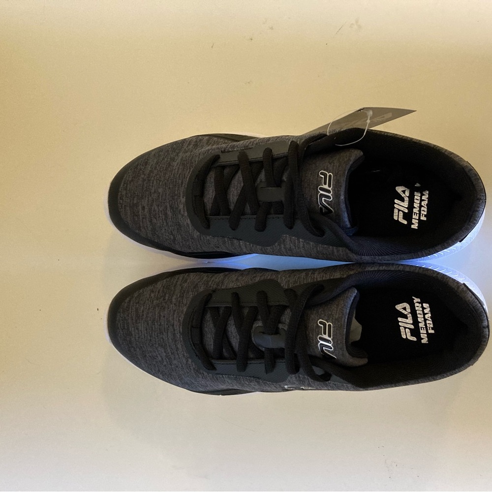 New With Tags Fila Memory Trexan Size 9 - Picture 2 of 9